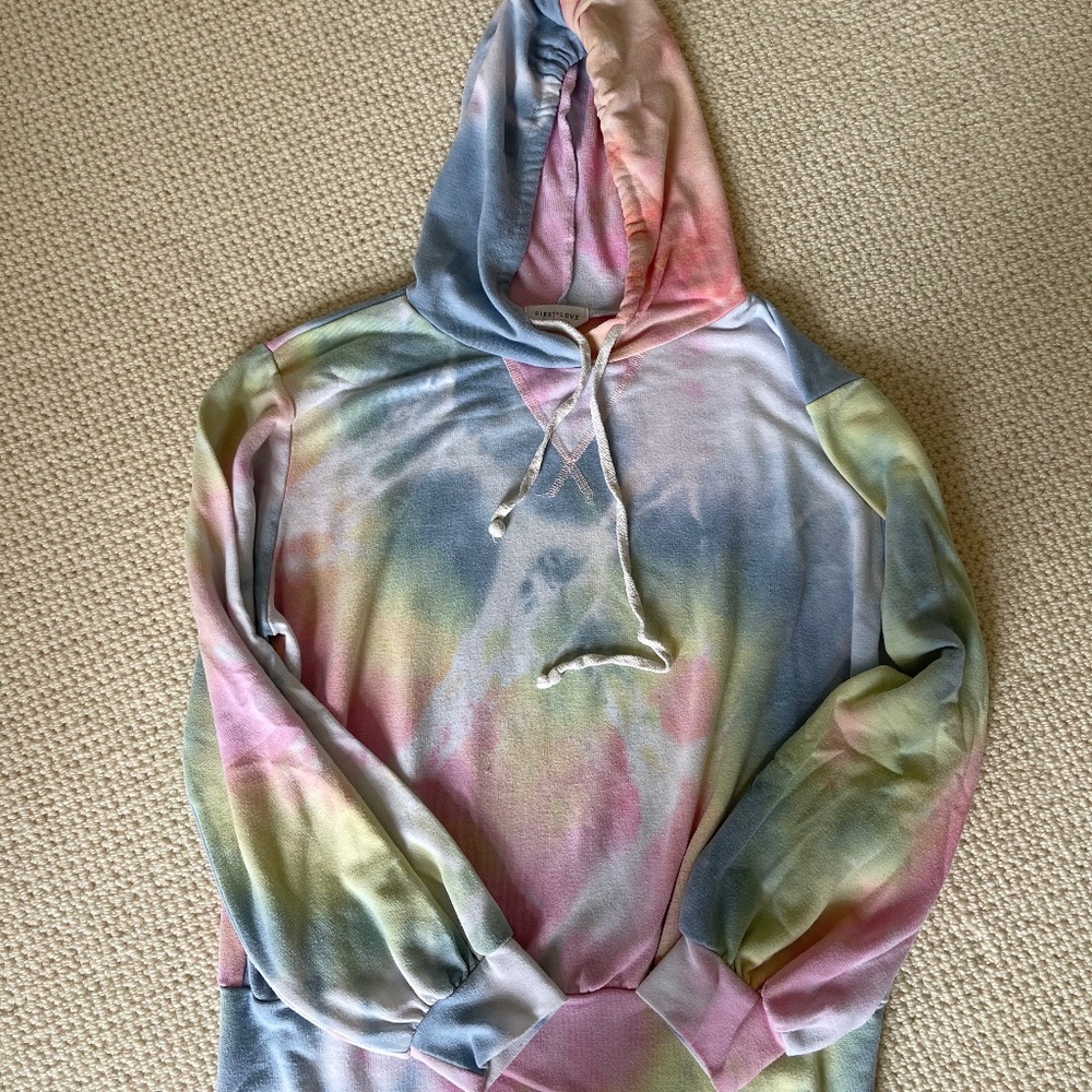 Womens tie die sweatshirt